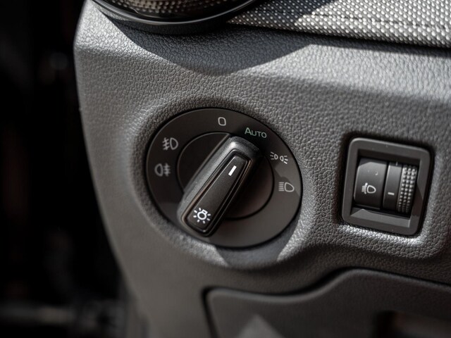 Skoda Fabia 1.0 MPI 5-GANG SpurH SoundSys