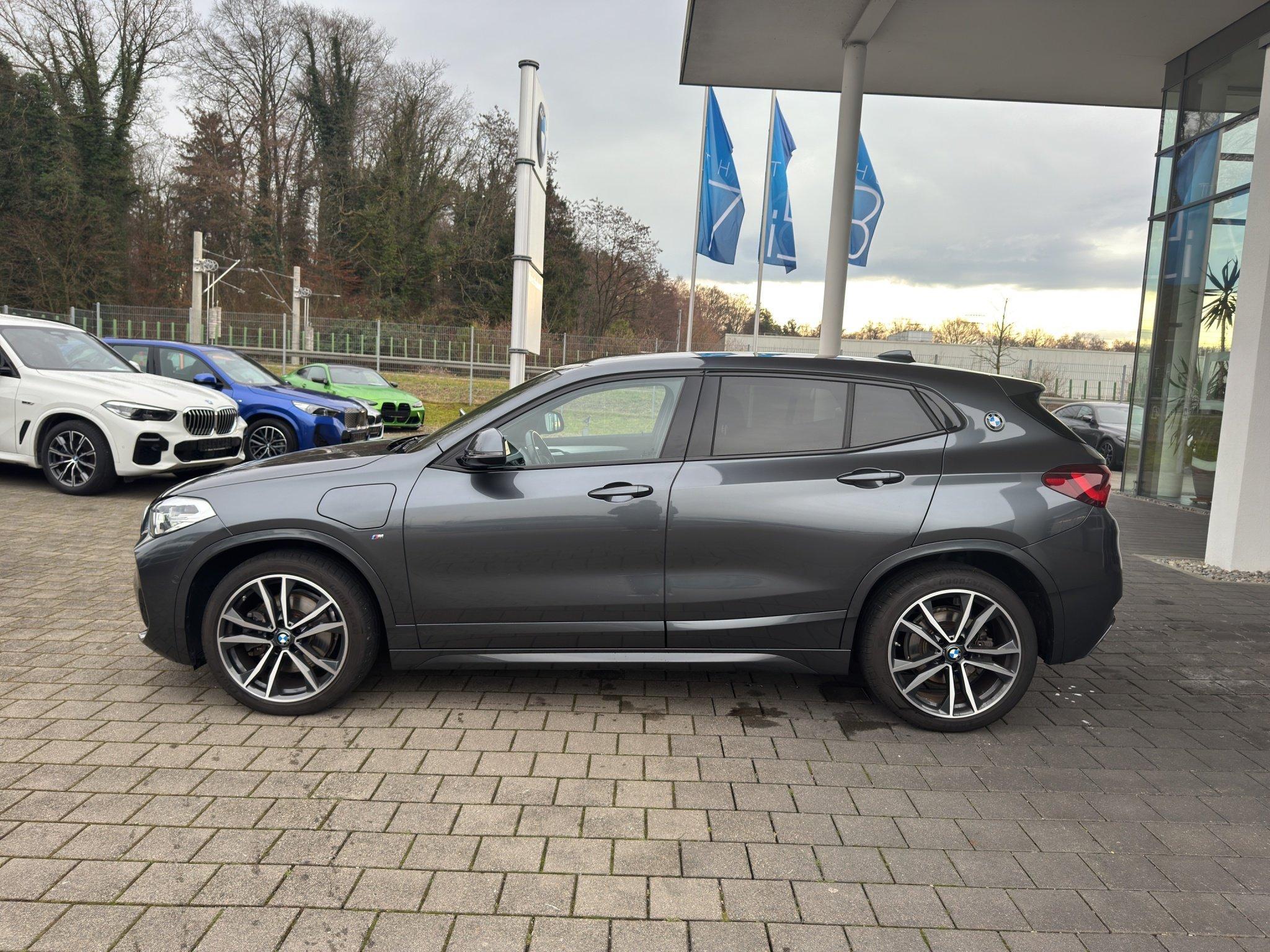 BMW X2 xDrive25e