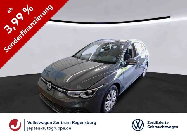 Volkswagen Golf 1.5 eTSI DSG Life Variant