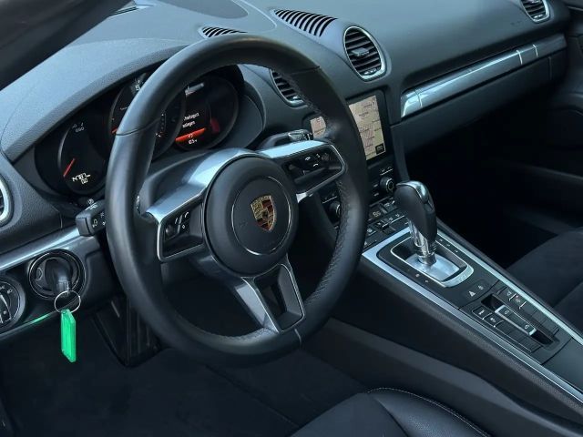 Porsche Boxster 718