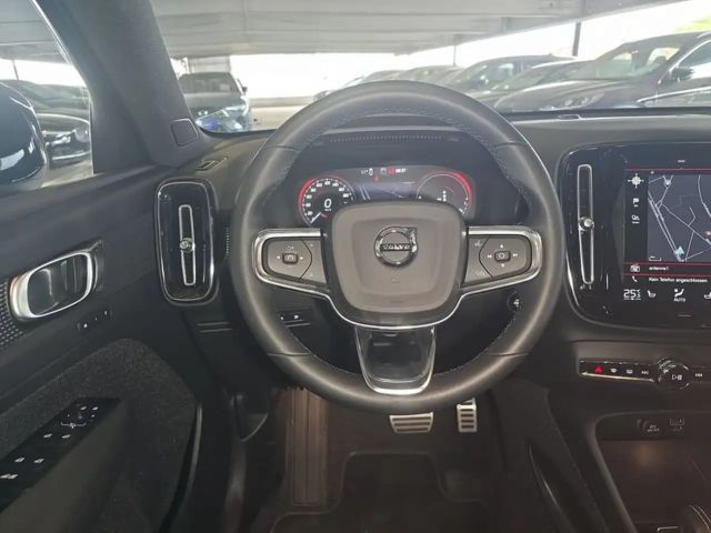 Volvo XC40 Dark Plus Recharge T5