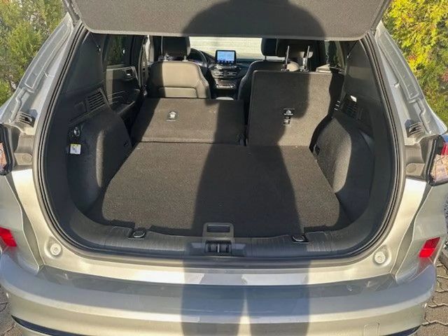 Ford Kuga Plug in Hybrid ST Line X