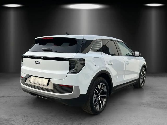 Ford Explorer Extended range RWD