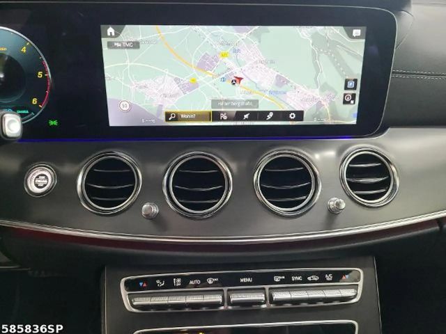 Mercedes-Benz E 220 AMG Line E 220 d Estate