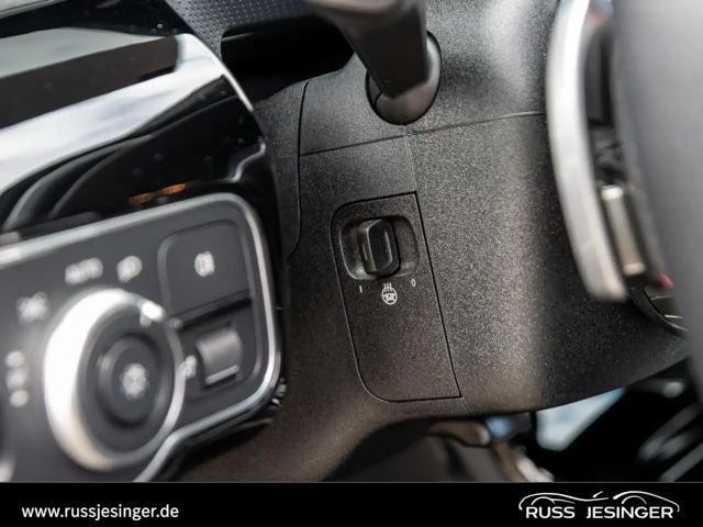 Mercedes-Benz CLA 180 AMG Line Shooting Brake