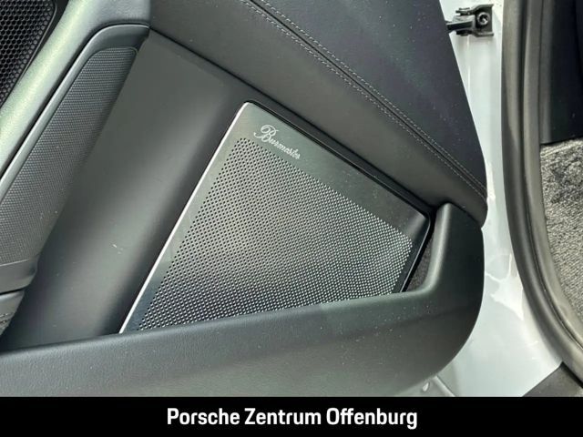 Porsche 992 4 Coupé GTS Targa