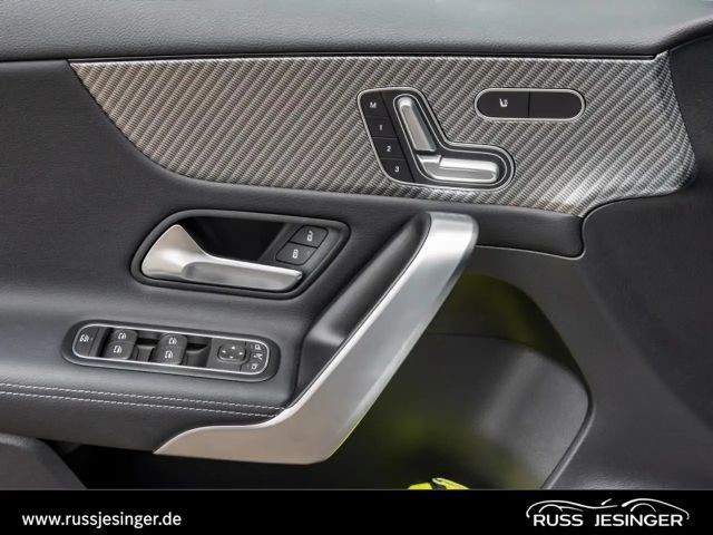 Mercedes-Benz A 200 Progressive