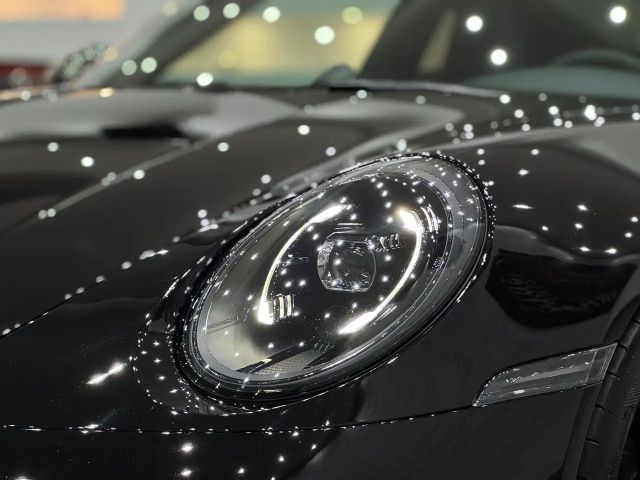 Porsche 992 Black Edition Coupé GTS