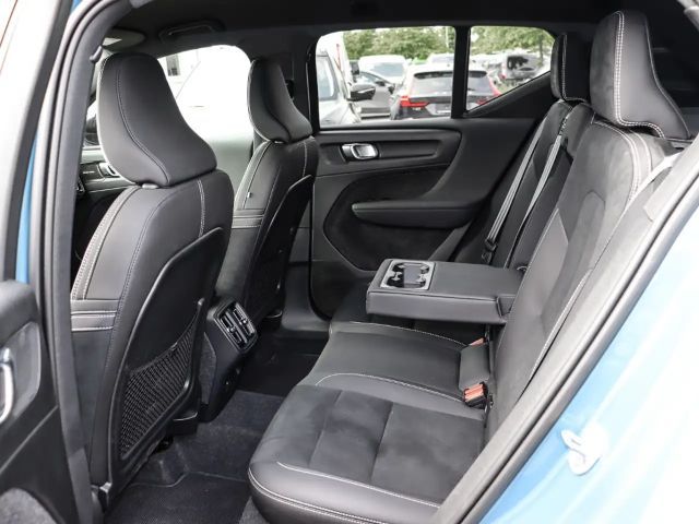 Volvo XC40 Dark Plus