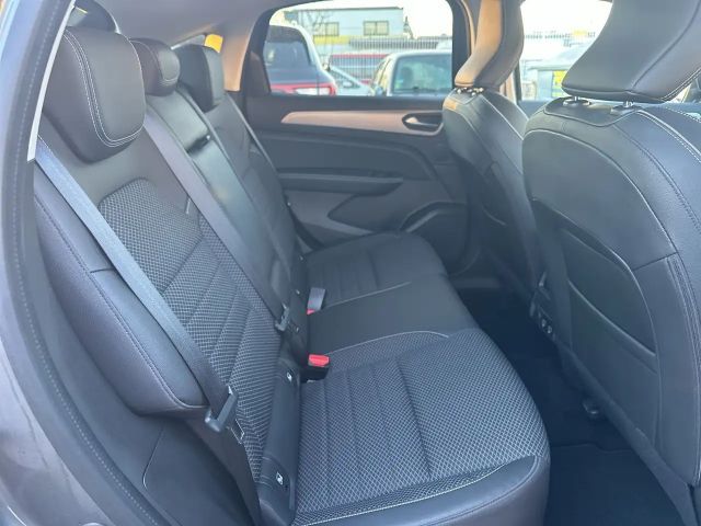 Renault Arkana Intens TCe 140