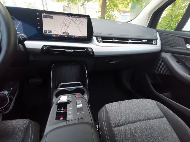 BMW 218 +P.ASS+RFK +Ad.LED +NAVI +SHZ