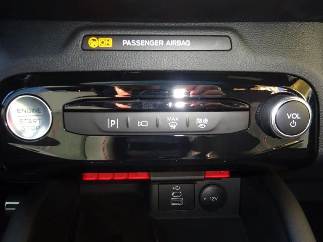 Ford Kuga Plug in Hybrid ST Line X