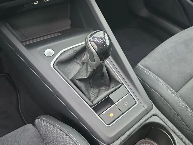 Volkswagen Golf Rabbit TSI