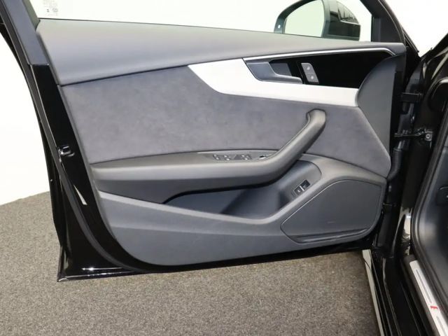 Audi A4 35 TFSI Avant S-Line