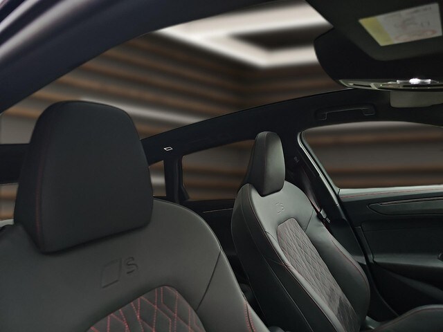 Audi A6 e-tron Avant Quattro