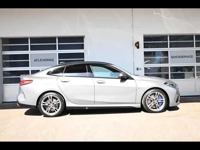 BMW 235 Sedan xDrive