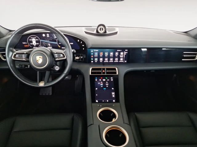 Porsche Taycan Plus