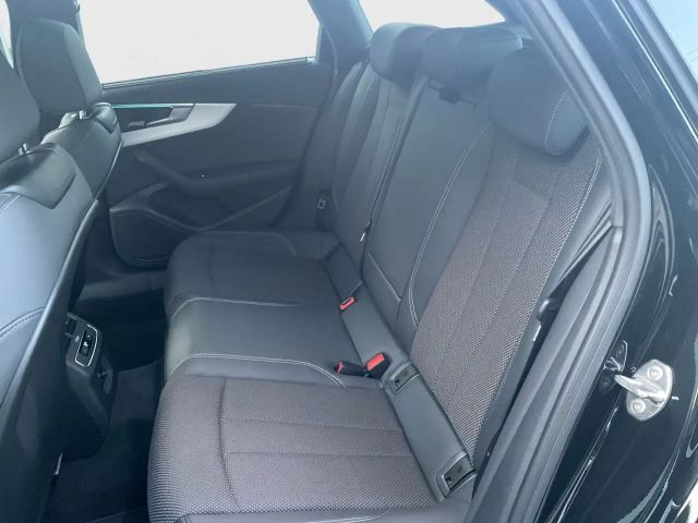 Audi A4 45 TFSI Quattro S-Line