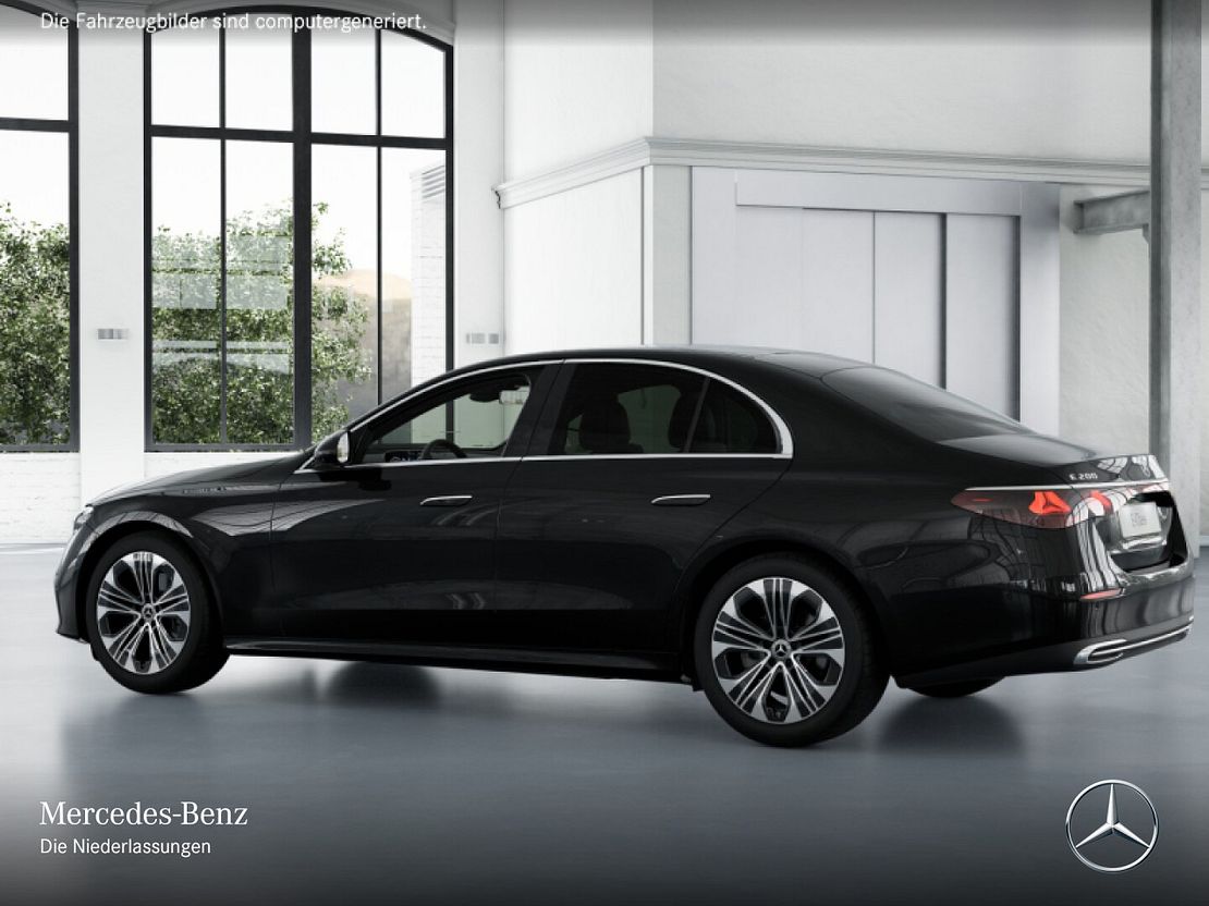 Mercedes-Benz E 200 AVANTGARDE Sedan