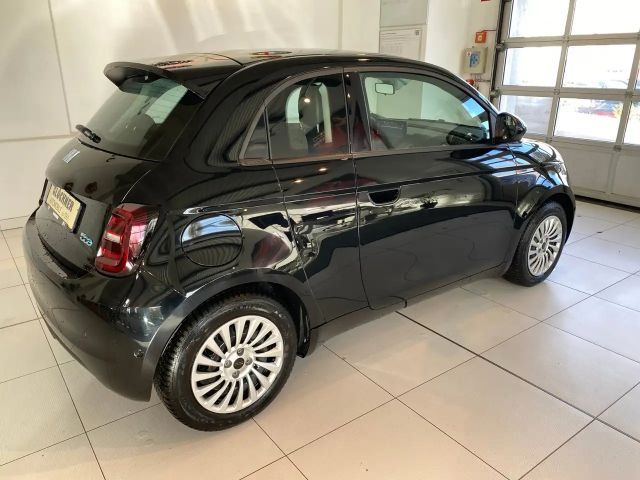 Fiat 500e 3+1