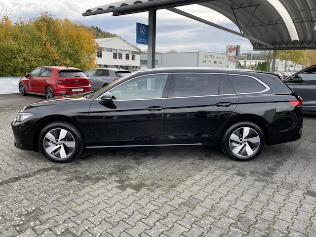 Volkswagen Passat 1.5 eTSI Business DSG Variant