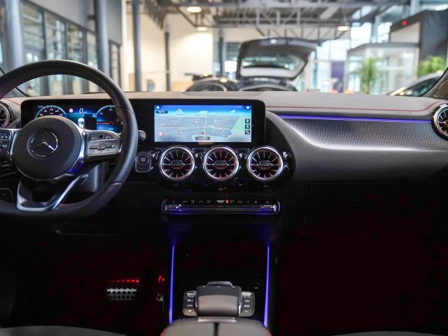 Mercedes-Benz EQA 300 4MATIC AMG Line