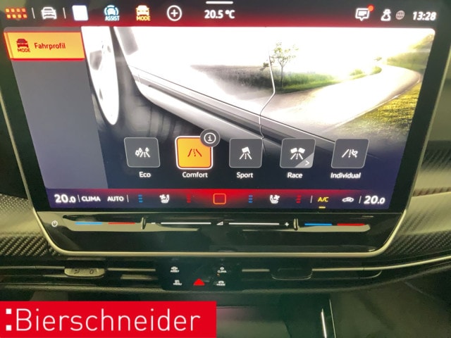 Volkswagen Golf 2.0 TSI