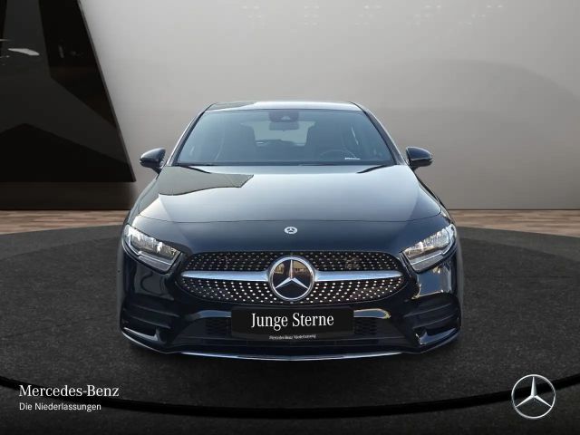 Mercedes-Benz A 250 A 250 e AMG Line