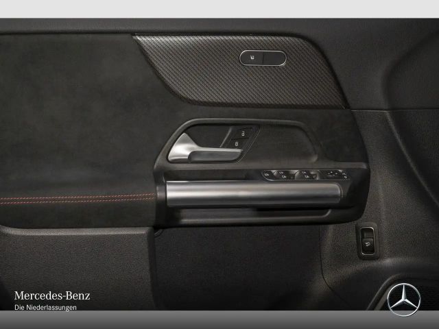 Mercedes-Benz GLA 200 4MATIC AMG Line