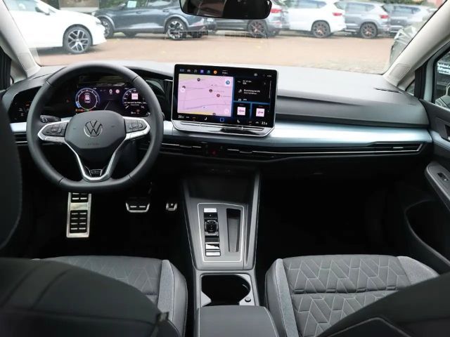 Volkswagen Golf 1.5 eTSI DSG Golf VIII