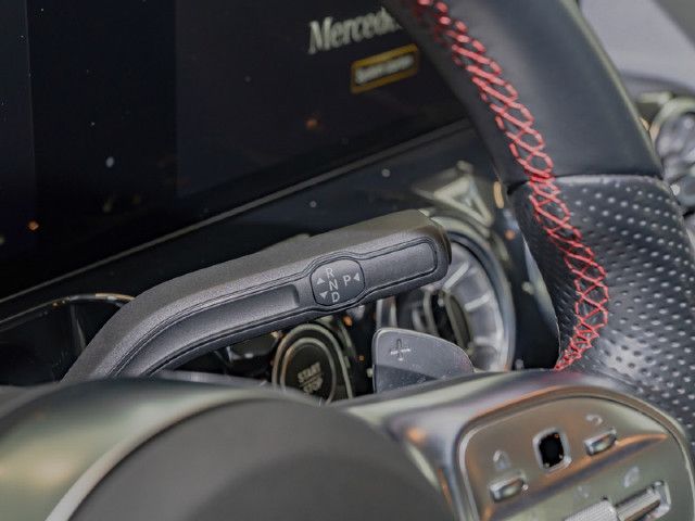 Mercedes-Benz EQA 300 4MATIC