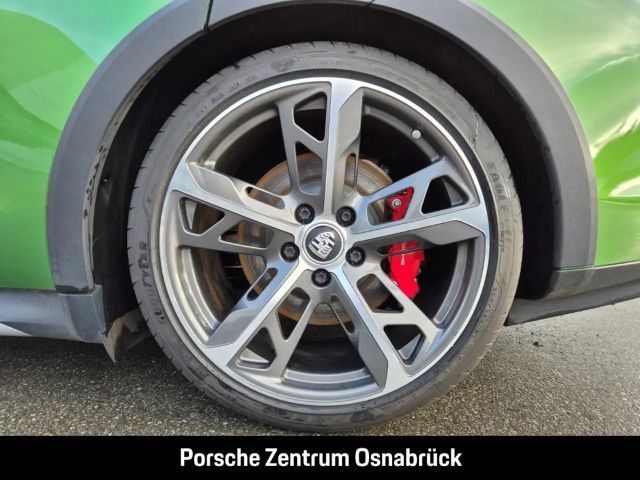 Porsche Taycan 4S Cross Turismo