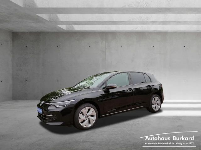 Volkswagen Golf 1.5 eTSI DSG