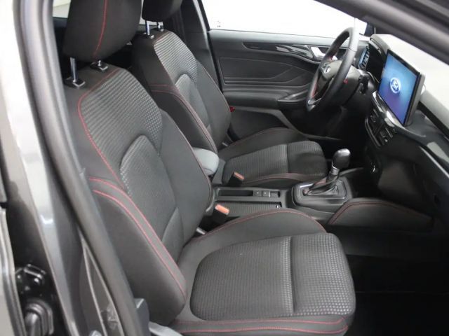 Ford Focus ST Line Wagon