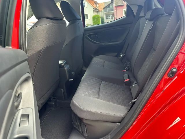 Toyota Yaris Active Hatchback Hybride