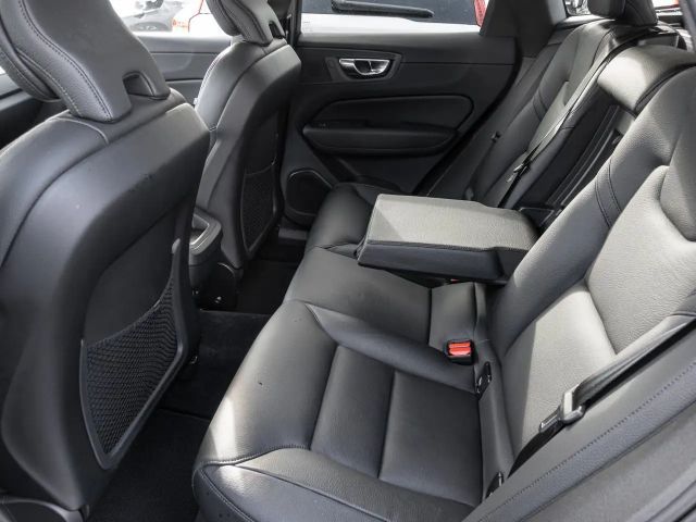 Volvo XC60 Dark Plus