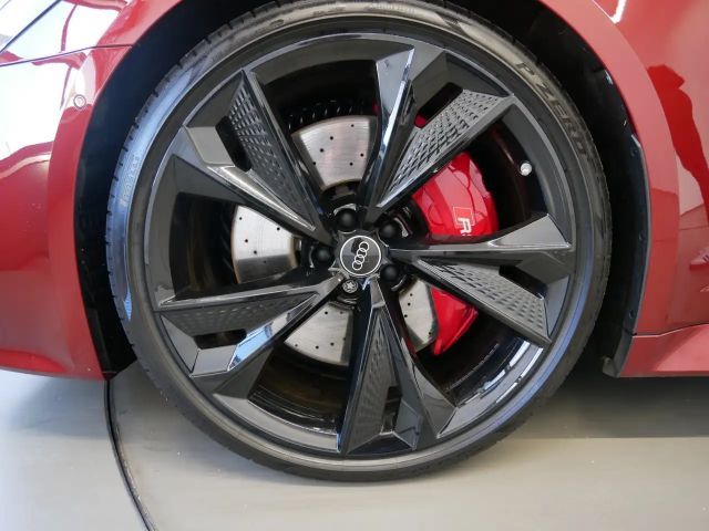 Audi RS6 Avant Performance