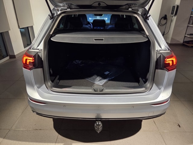 Volkswagen Golf 1.5 eTSI DSG Golf VIII Variant