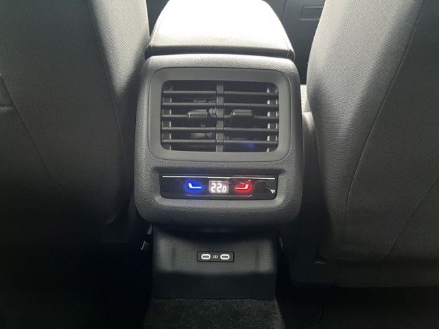 Volkswagen T-Roc 1.5 eTSI