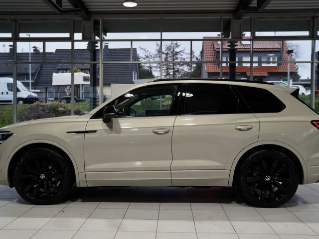 Volkswagen Touareg R-Line Style