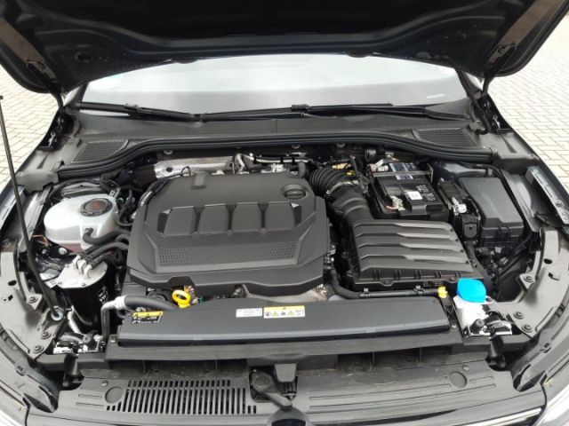 Volkswagen Golf DSG Life