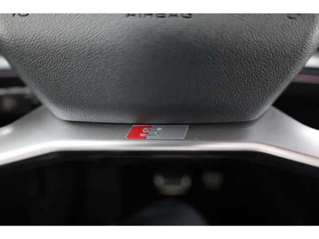 Audi Q4 e-tron S-Line