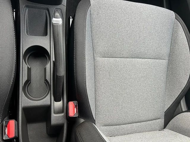 Mitsubishi Colt 67PS Benzin /Schaltgetriebe 1,0 MPI Invite (SOF...