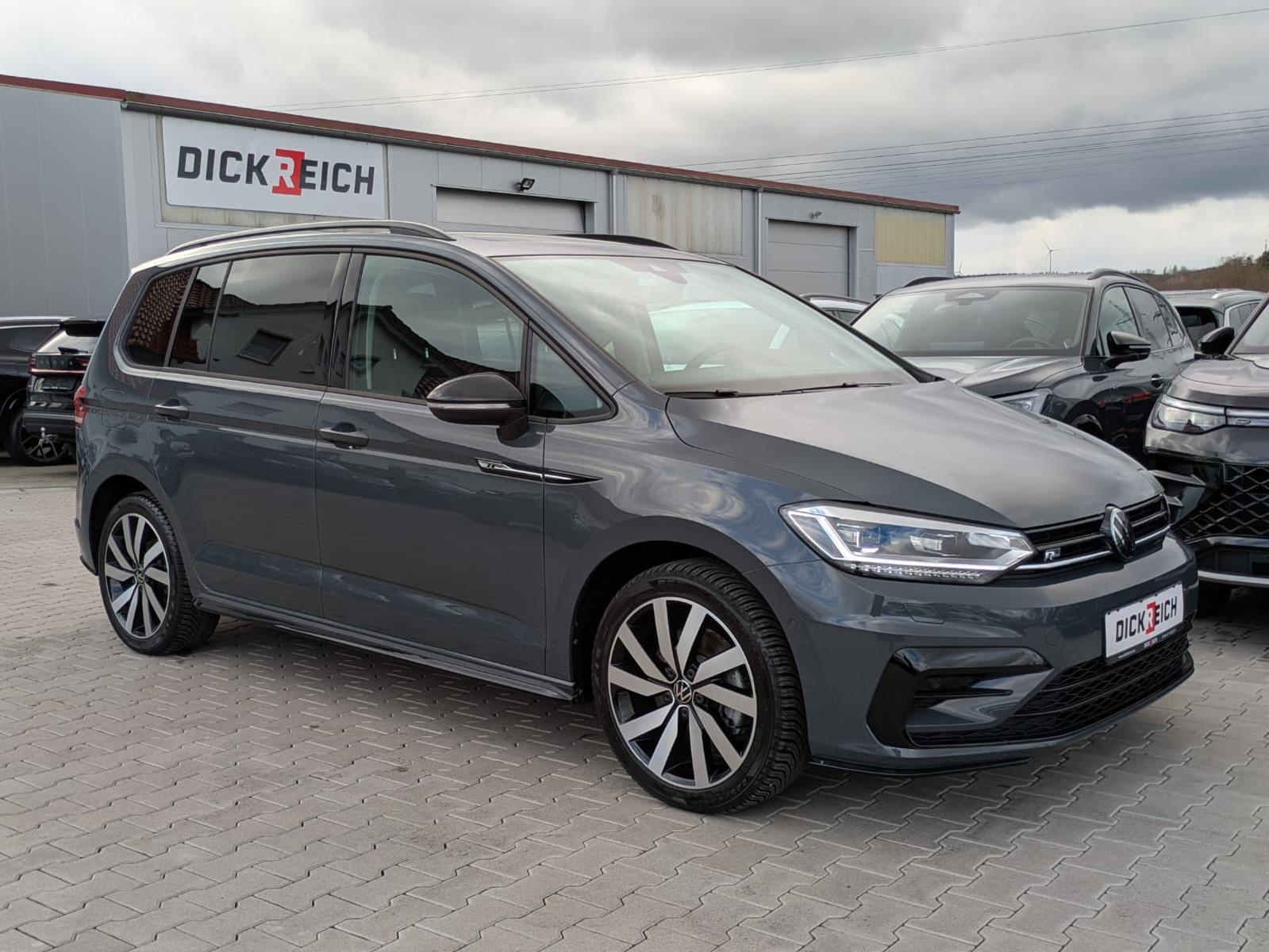 Volkswagen Touran DSG Highline IQ.Drive R-Line