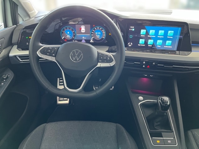 Volkswagen Golf 1.0 TSI Move