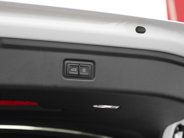 Audi A6 e-tron Avant Quattro