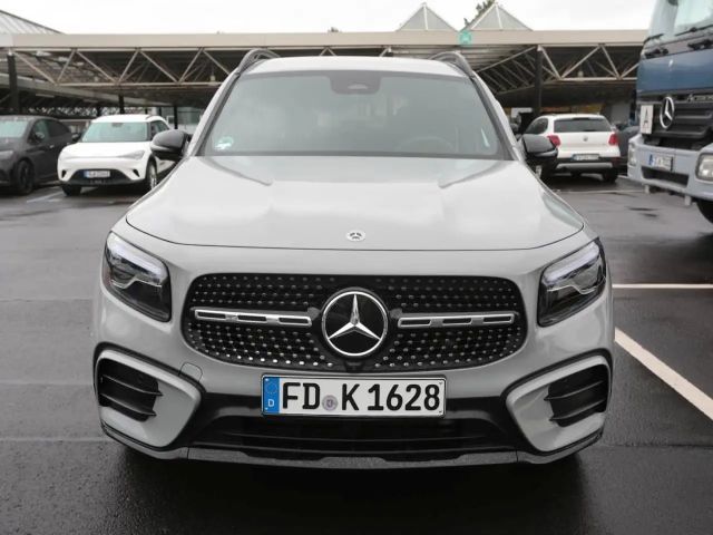 Mercedes-Benz GLB 200 AMG Line GLB 200 d