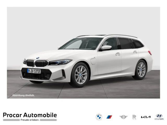 BMW 330 330e M-Sport Touring
