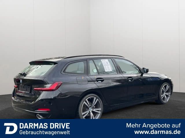 BMW 320 320d Touring xDrive