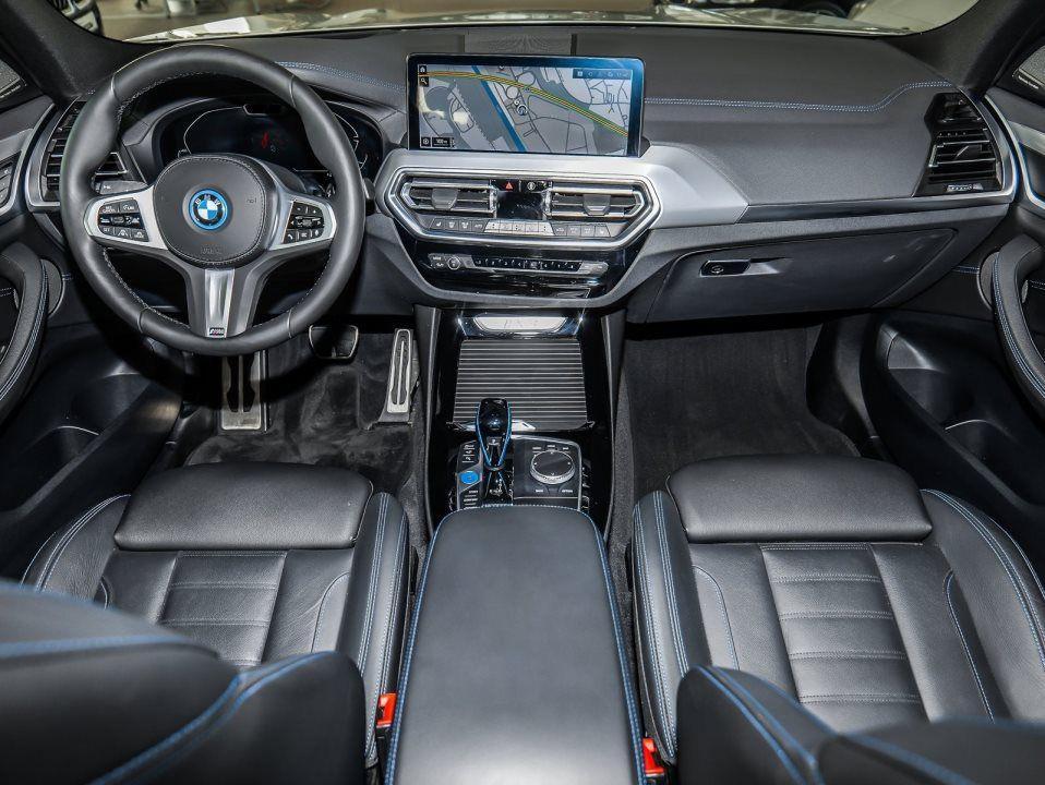 BMW iX3 iX3